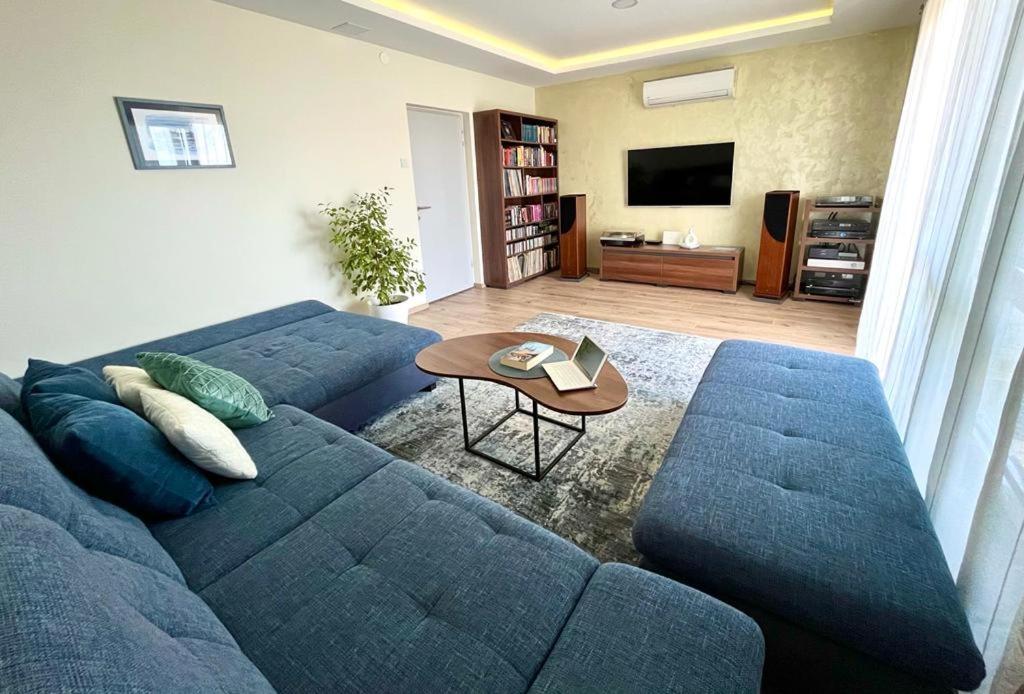 Apartment Maslina Макарска Экстерьер фото